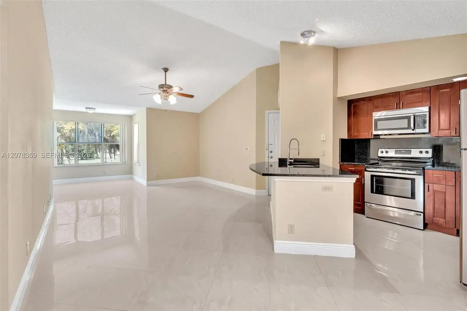 3370 Pinewalk Dr N # 1222, Margate FL 33063