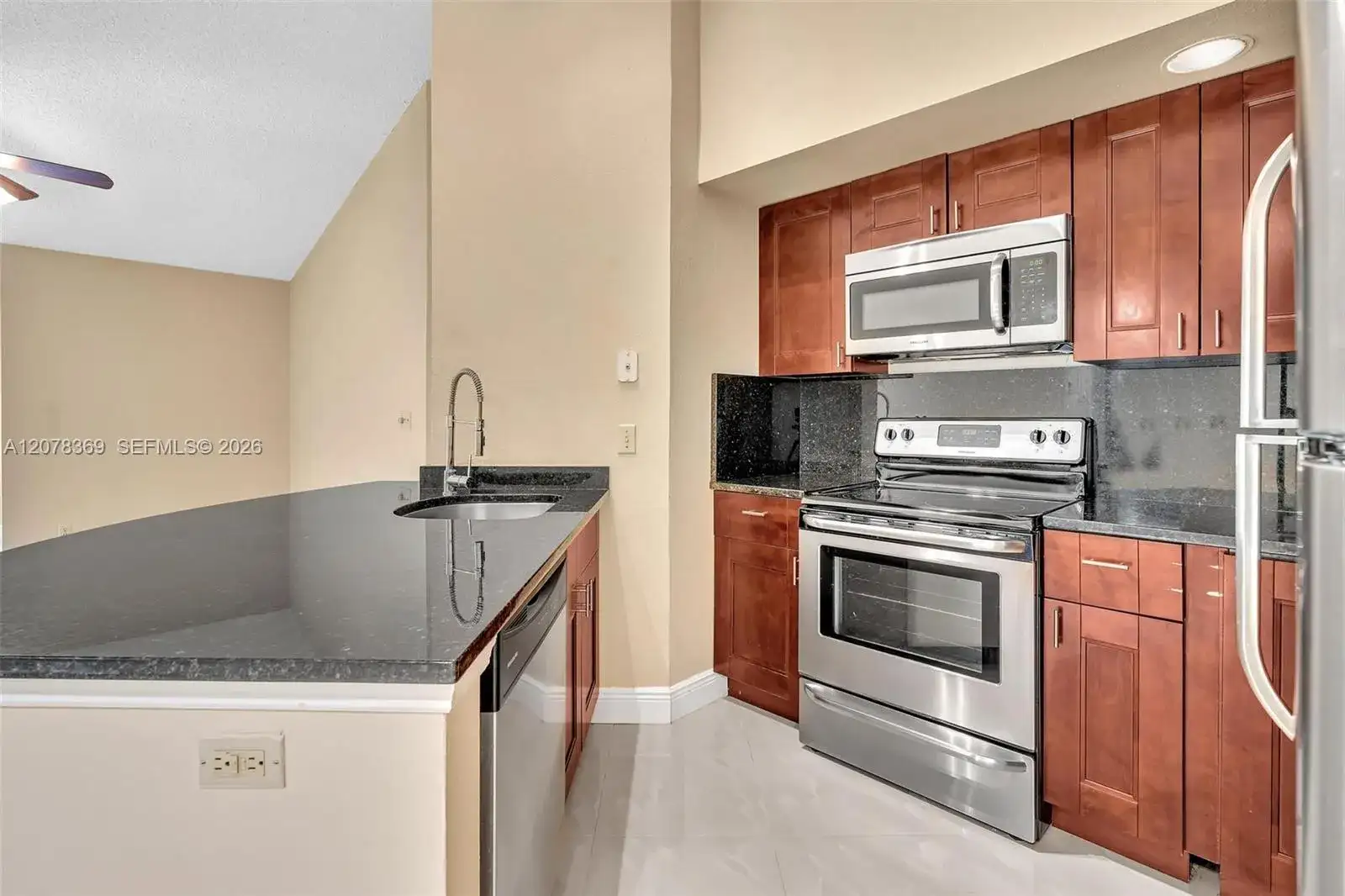 3370 Pinewalk Dr N # 1222, Margate FL 33063 photo 5