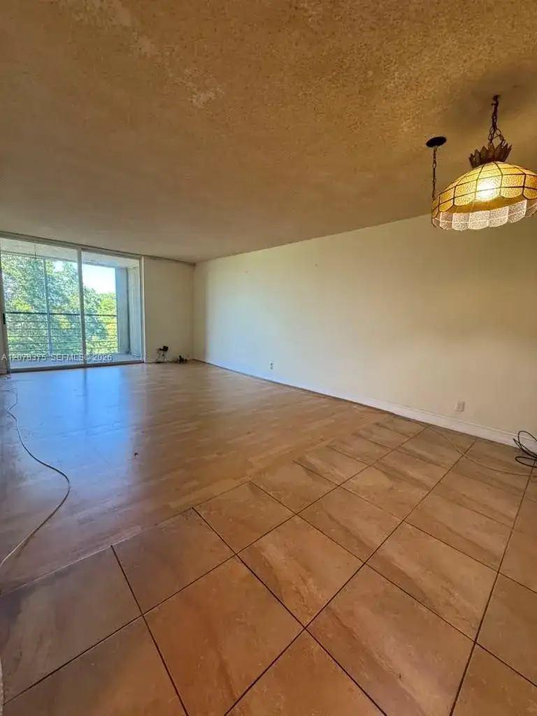 3261 Holiday Springs Blvd # 401, Margate FL 33063 photo 5