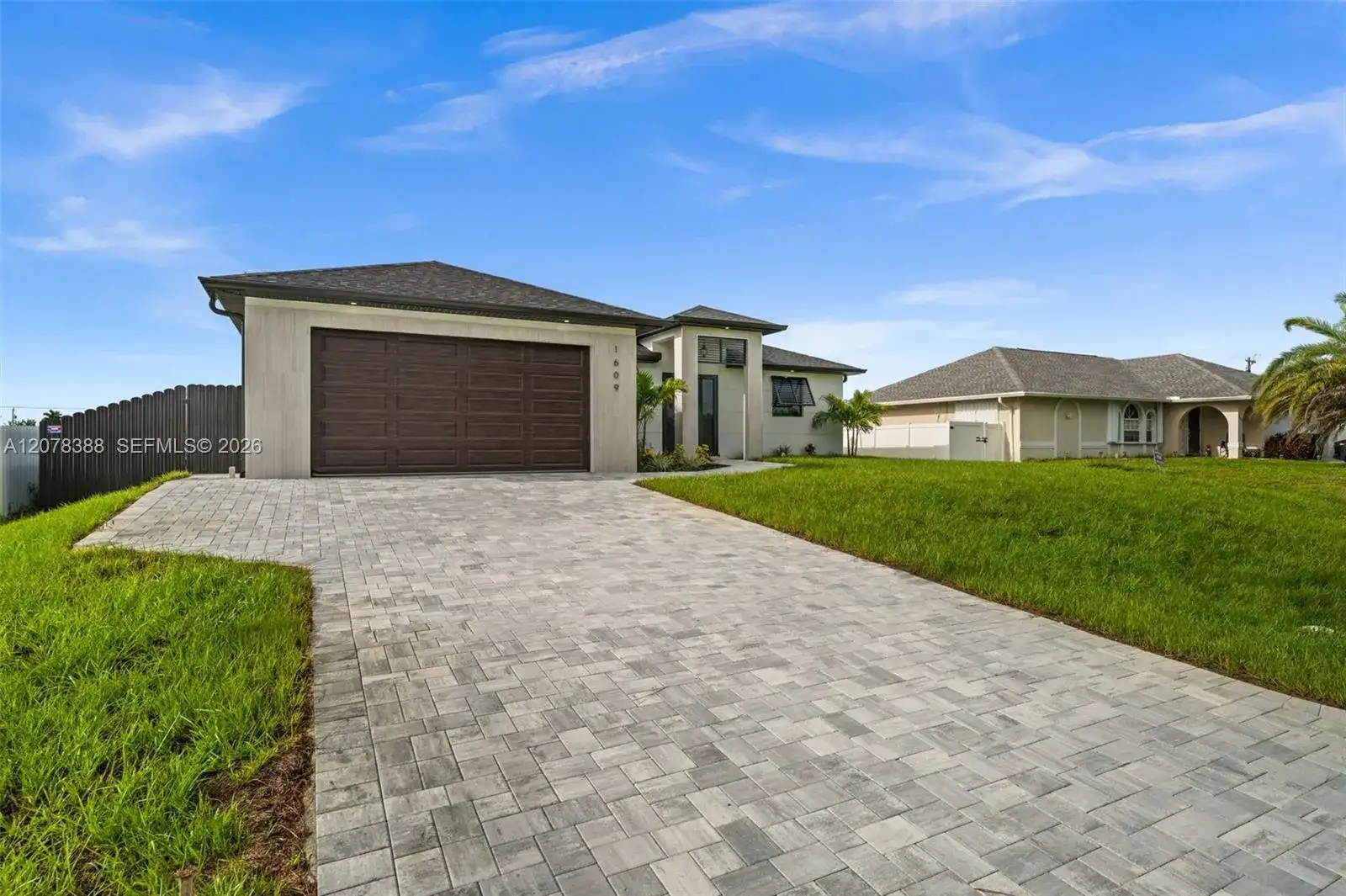 1609 NW 16th Ter, Cape Coral FL 33993 photo 3