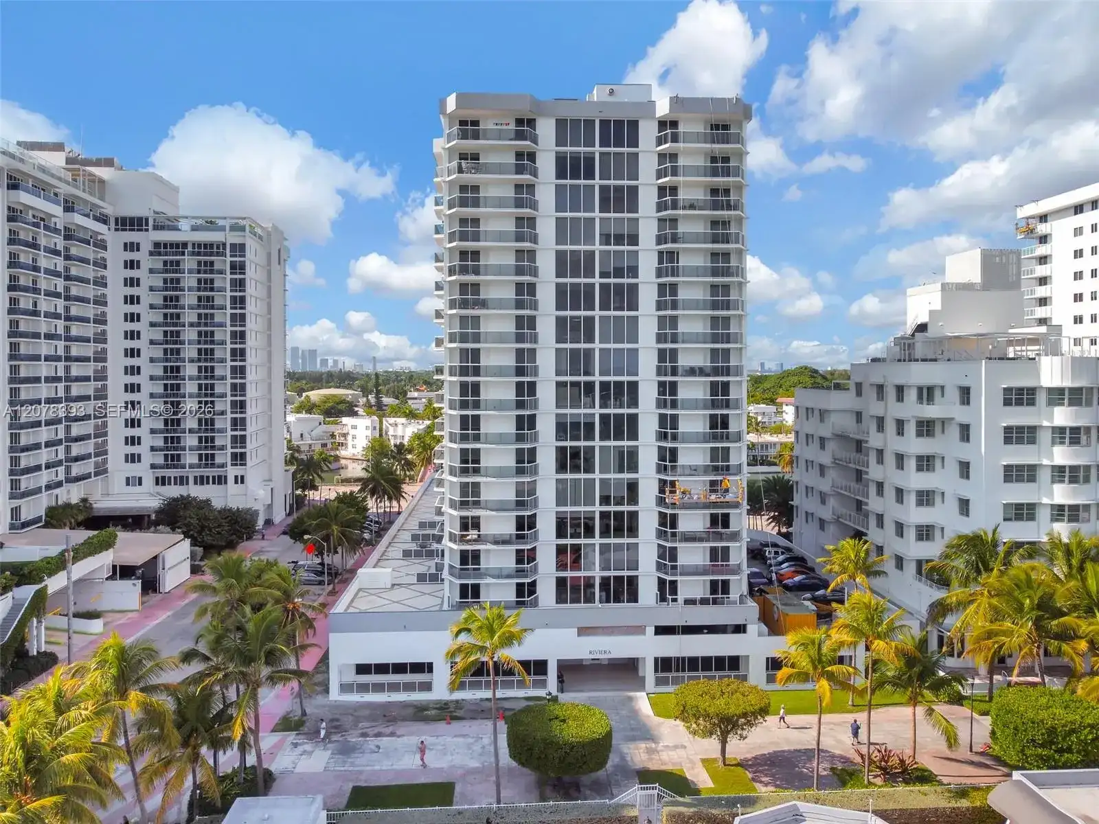 2401 Collins Ave # 1711, Miami Beach FL 33140 photo 2
