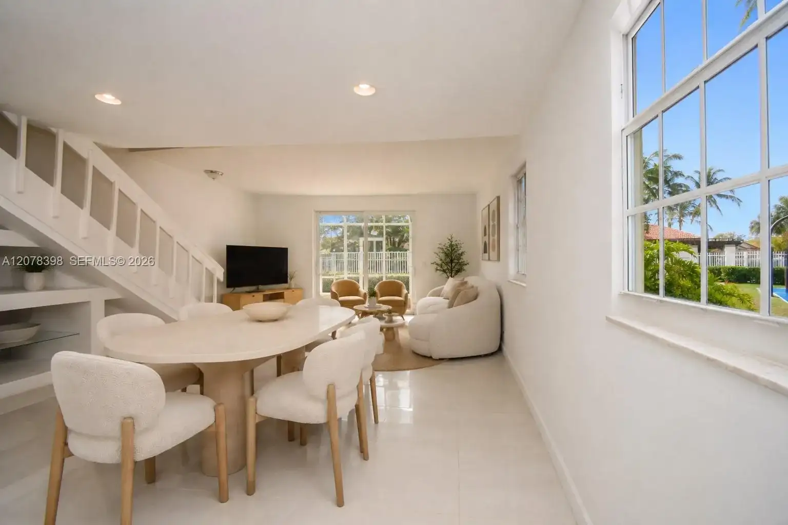 700 Sorrento Dr, Weston FL 33326 photo 3
