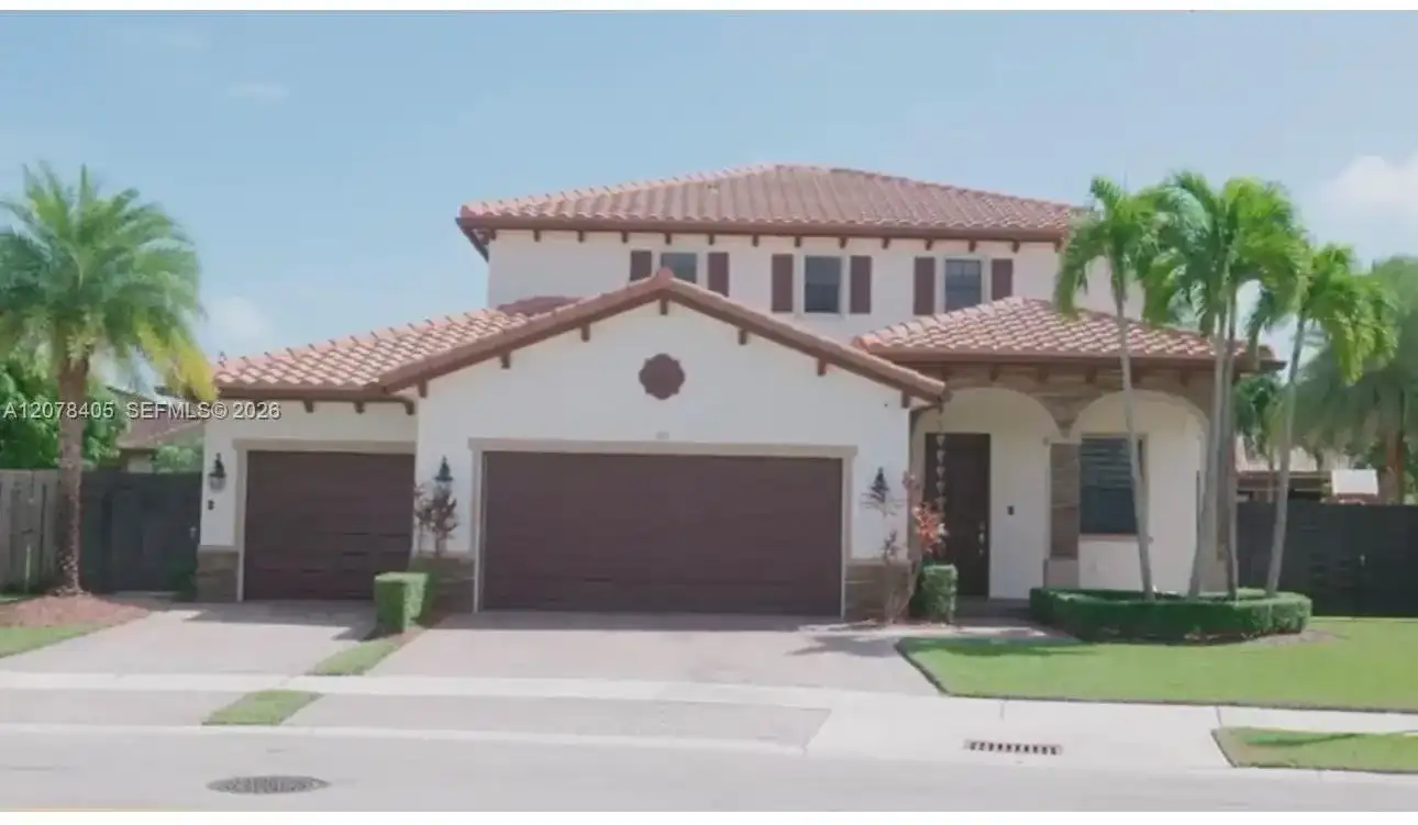 221 SE 35th Ave, Homestead FL 33033