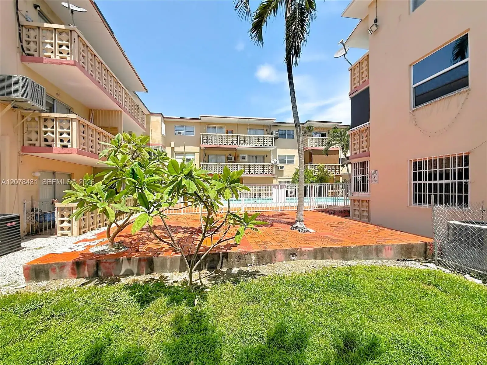 2441 NW 13th St # 67, Miami FL 33125 photo 2