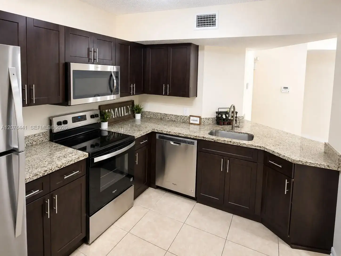 8821 Wiles Rd # 304, Coral Springs FL 33067 photo 4