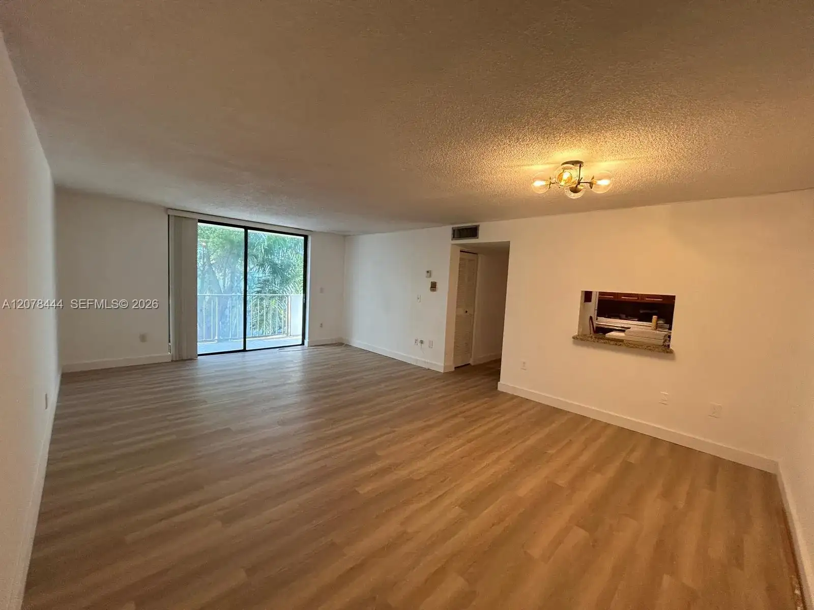 1673 Bay Rd # 405, Miami Beach FL 33139 photo 2