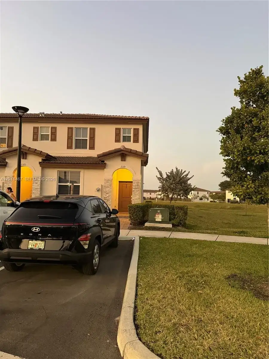 2371 NW 122nd Ter, Miami FL 33167 photo 2