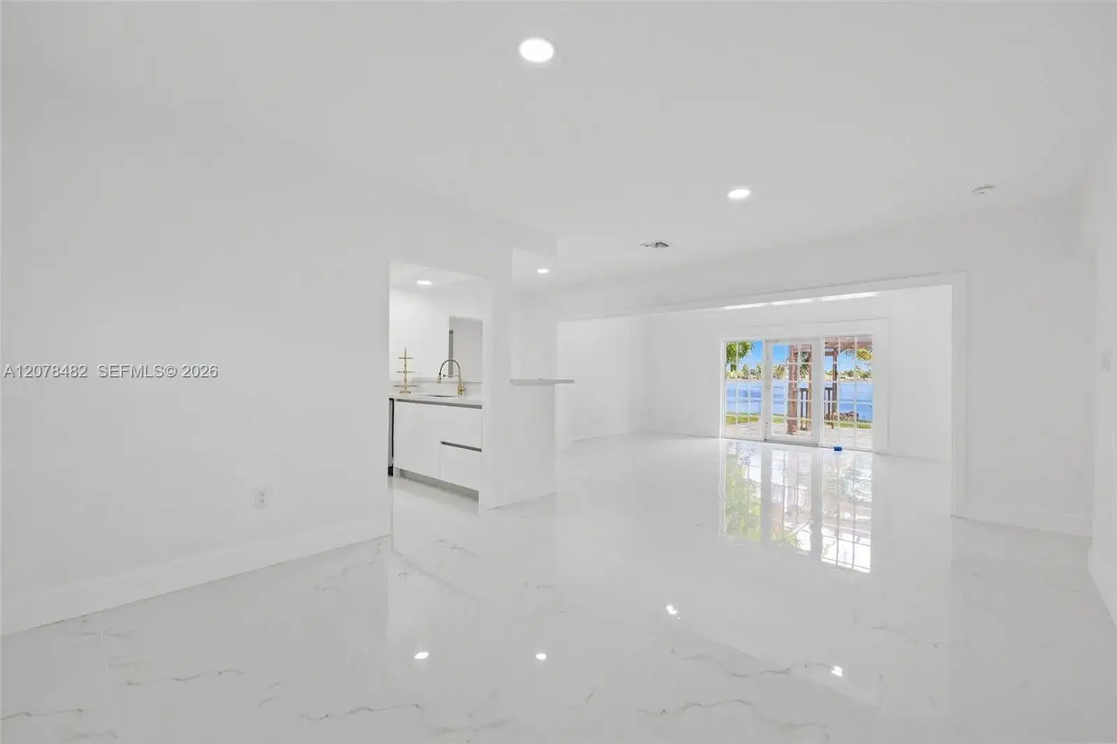 10901 SW 47th Ter, Miami FL 33165 photo 3