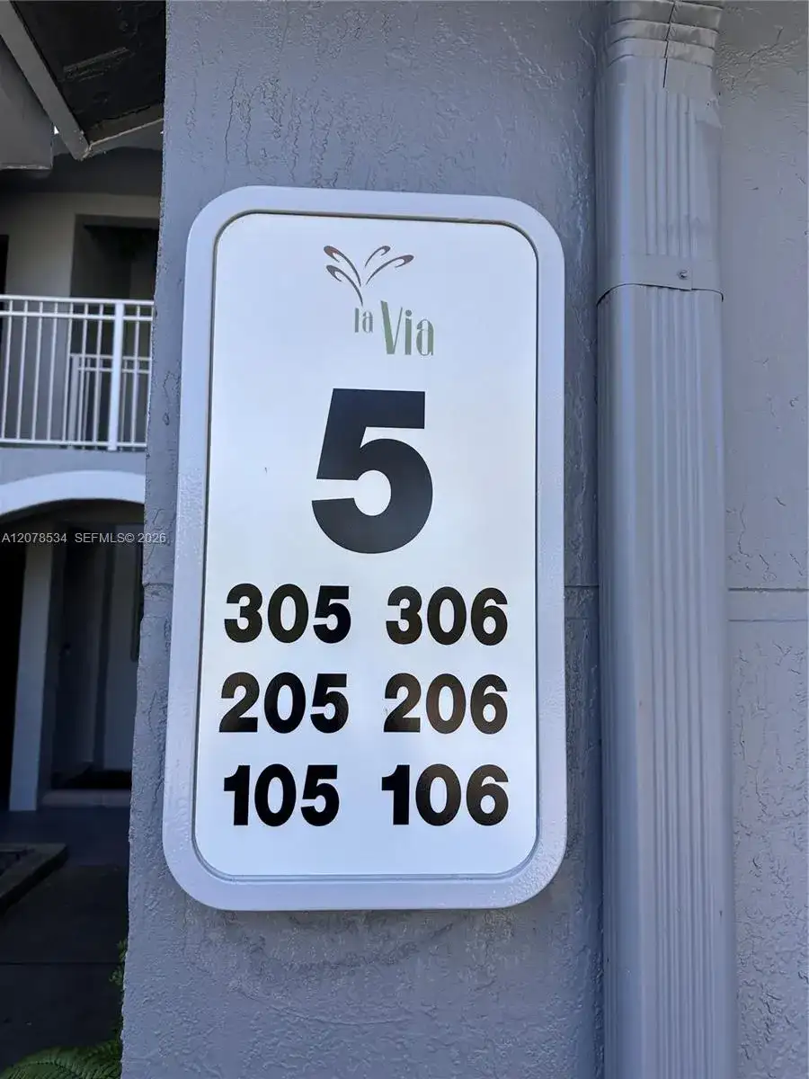 9640 NW 2nd St # 306, Pembroke Pines FL 33024 photo 2