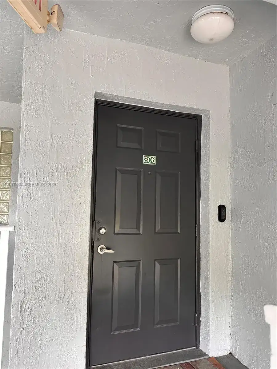 9640 NW 2nd St # 306, Pembroke Pines FL 33024 photo 5