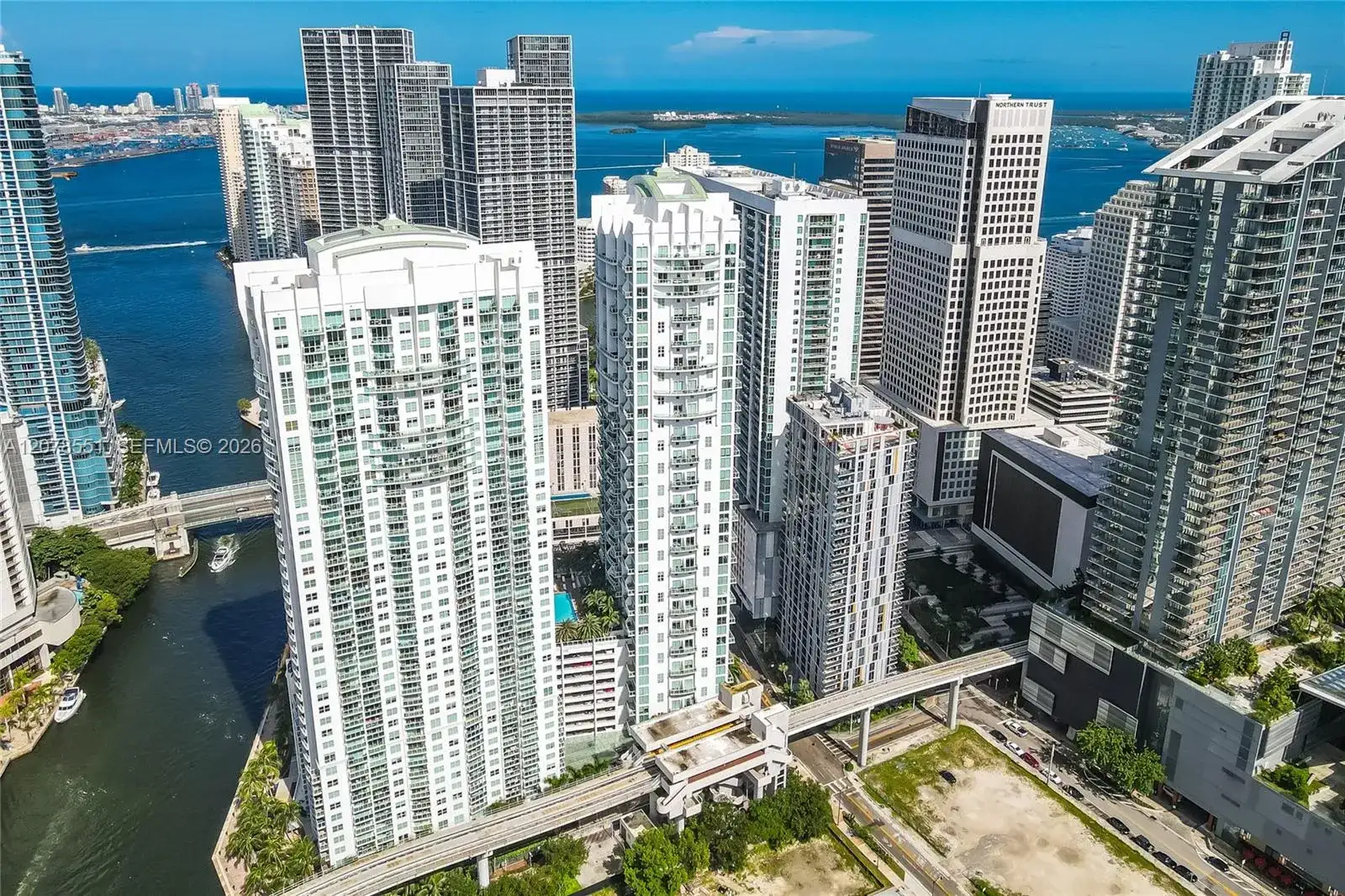 41 SE 5th St # 1117, Miami FL 33131 photo 3