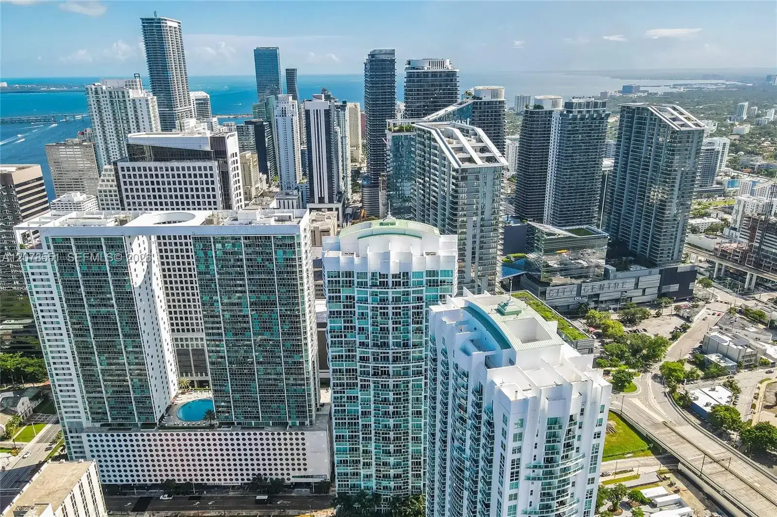 41 SE 5th St # 1117, Miami FL 33131 photo 5