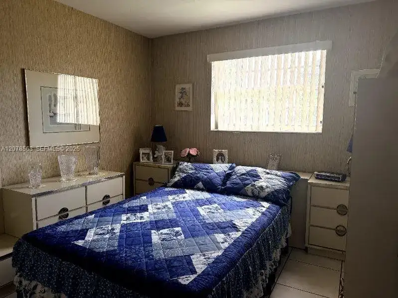 1340 W 36th St, Hialeah FL 33012 photo 3