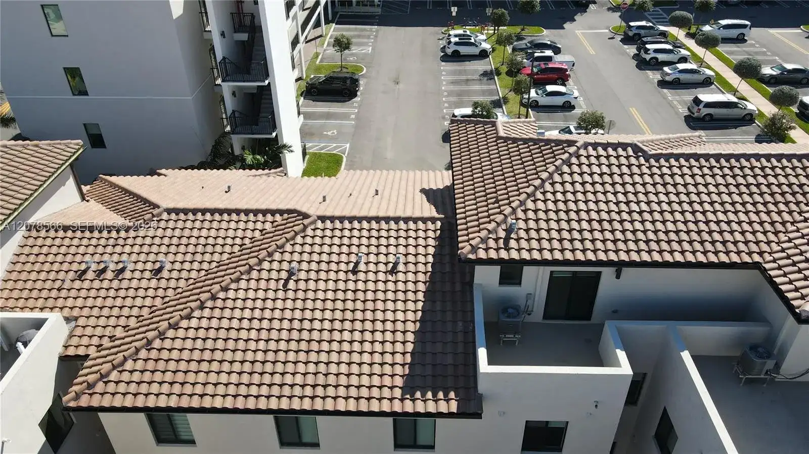4242 NW 82nd Ave, Doral FL 33166 photo 4