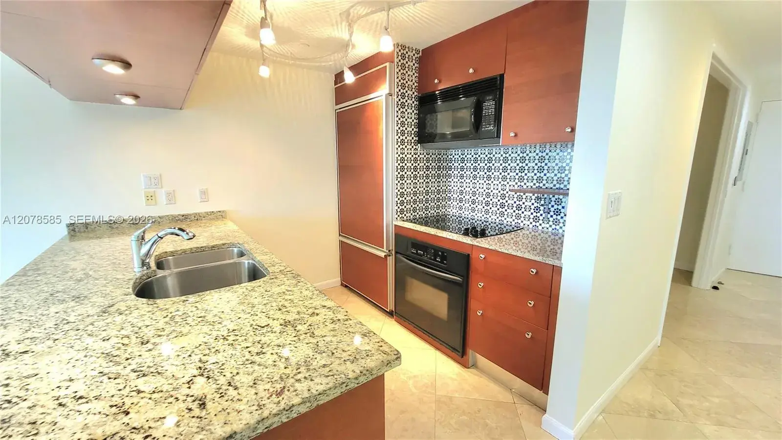1850 S Ocean Dr # 909, Hallandale Beach FL 33009