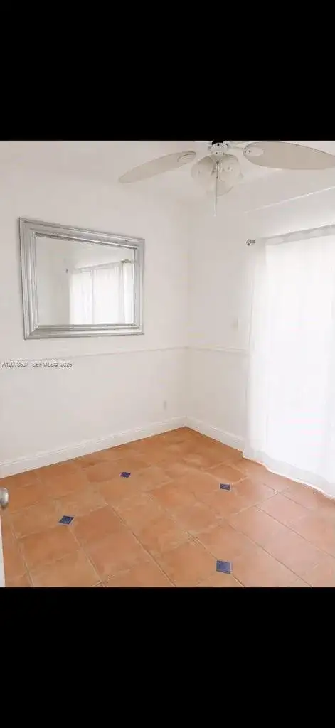 16529 SW 98th Ter, Miami FL 33196 photo 3