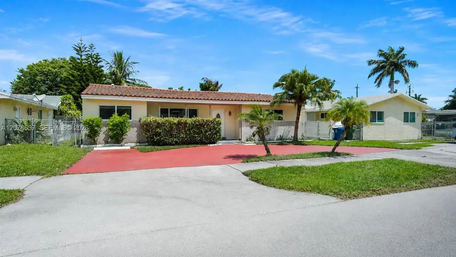 903 NE 2nd St, Hallandale Beach FL 33009