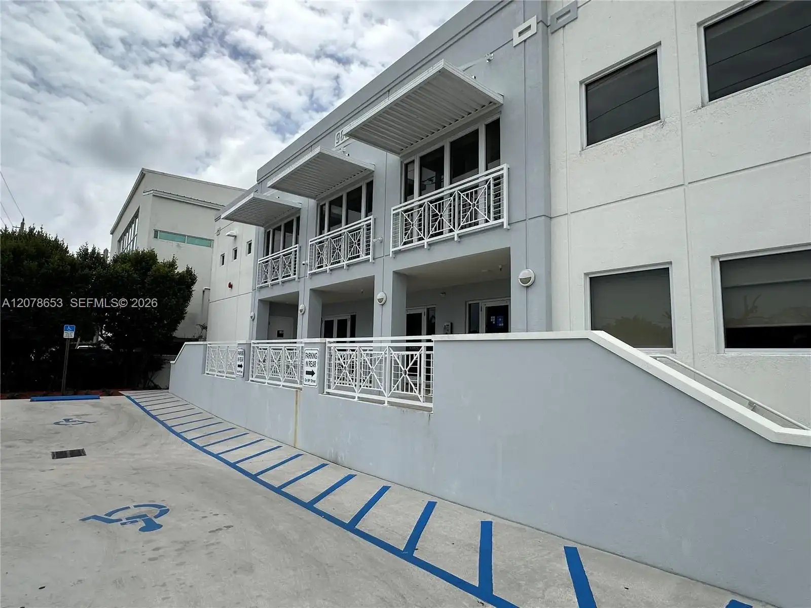 9830 SW 77th Ave, Miami FL 33156 photo 2