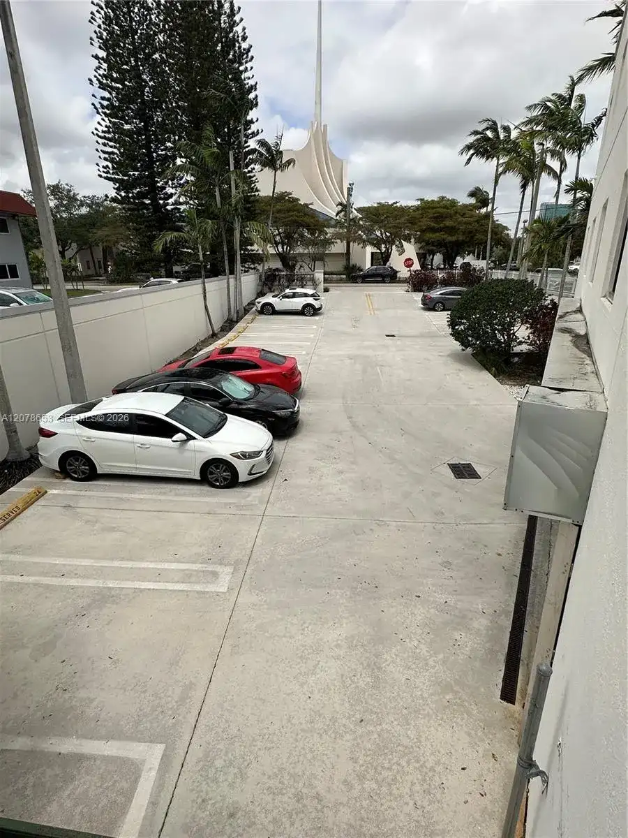 9830 SW 77th Ave, Miami FL 33156 photo 5