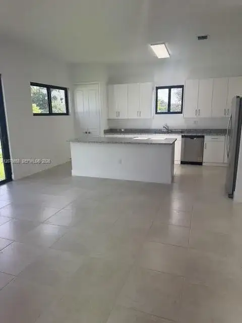 18903 SW 317th Ter, Homestead FL 33030 photo 5
