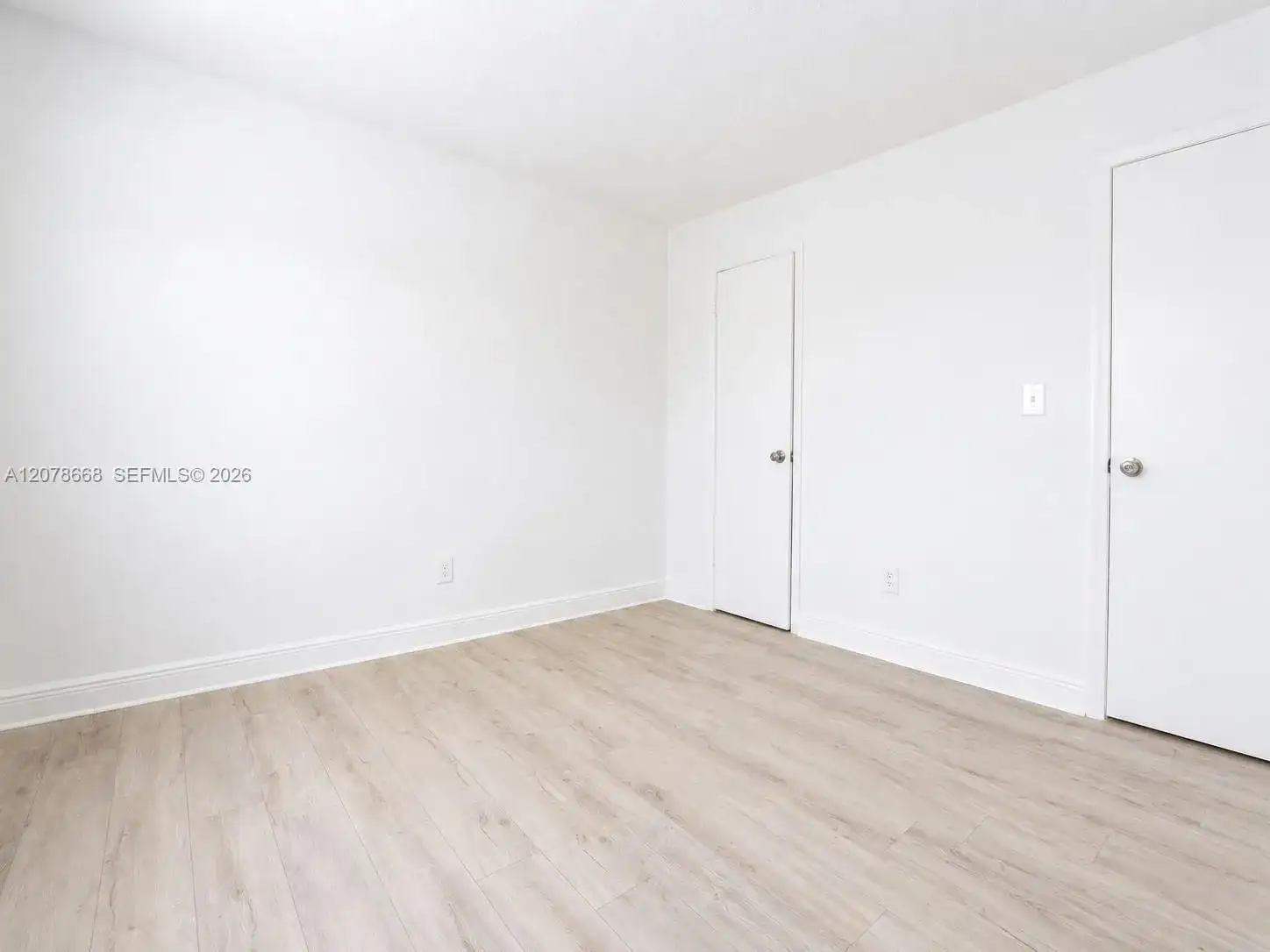 486 NW 165th St Rd # 301, Miami FL 33169 photo 5