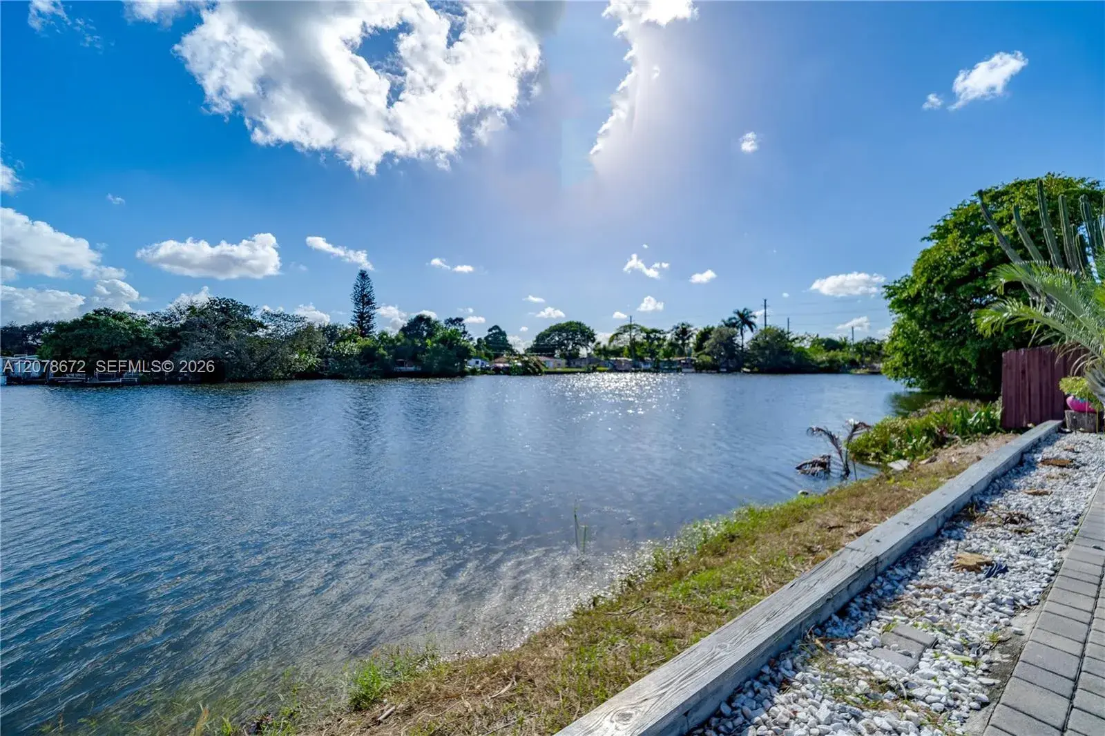 5900 N FARRAGUT DR # 0, Hollywood FL 33021