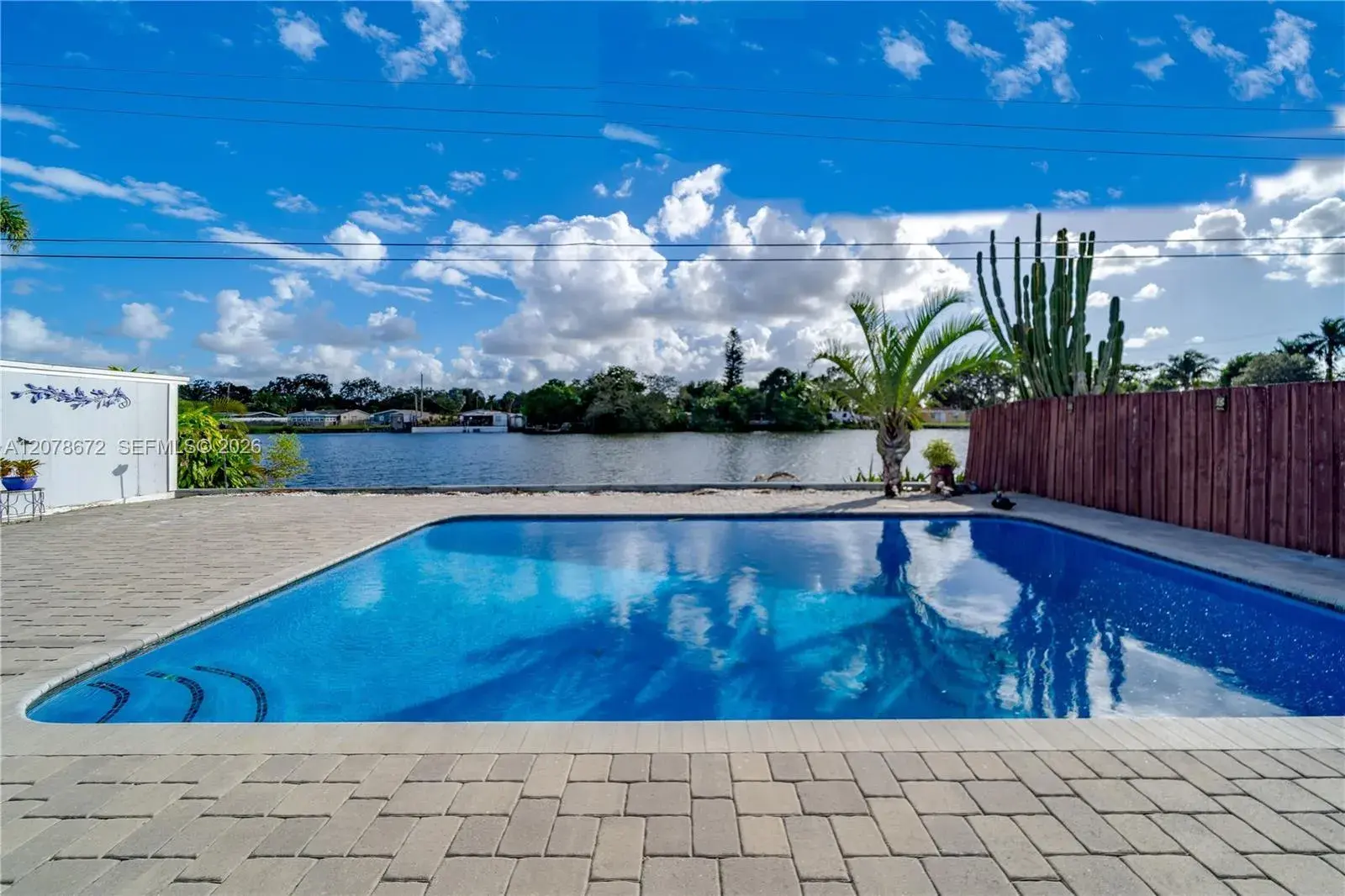 5900 N FARRAGUT DR # 0, Hollywood FL 33021