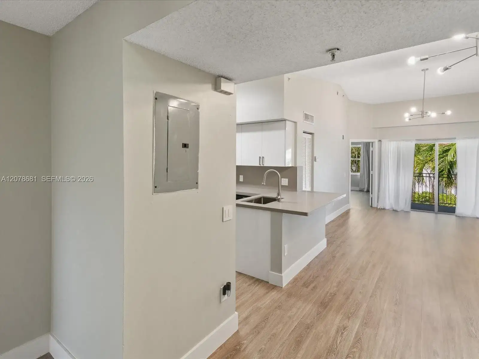 155 NW 96th Ter # 303, Pembroke Pines FL 33024 photo 4
