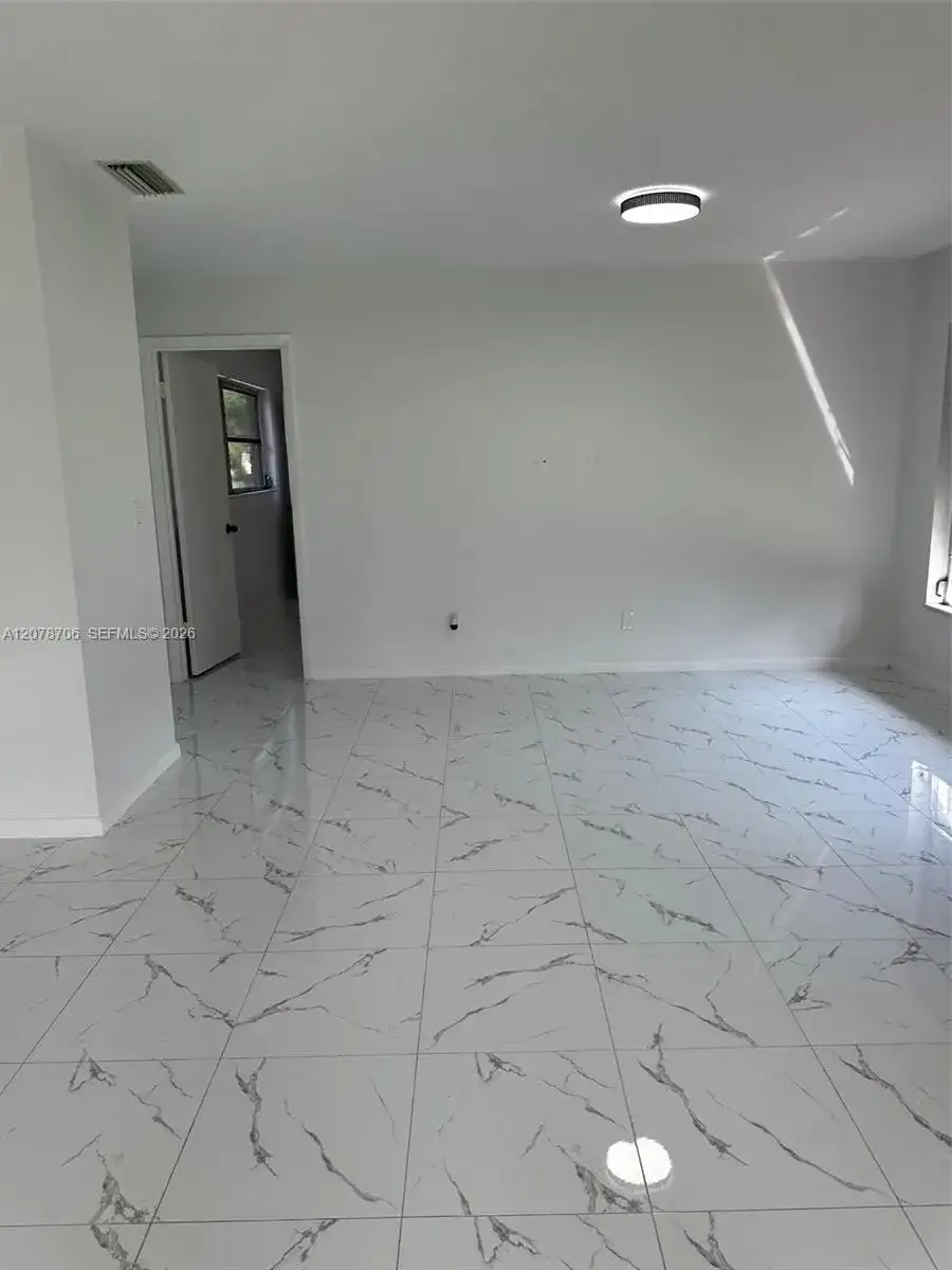 470 Lake Rd, Other City - In The State Of Florida FL 34472 photo 5