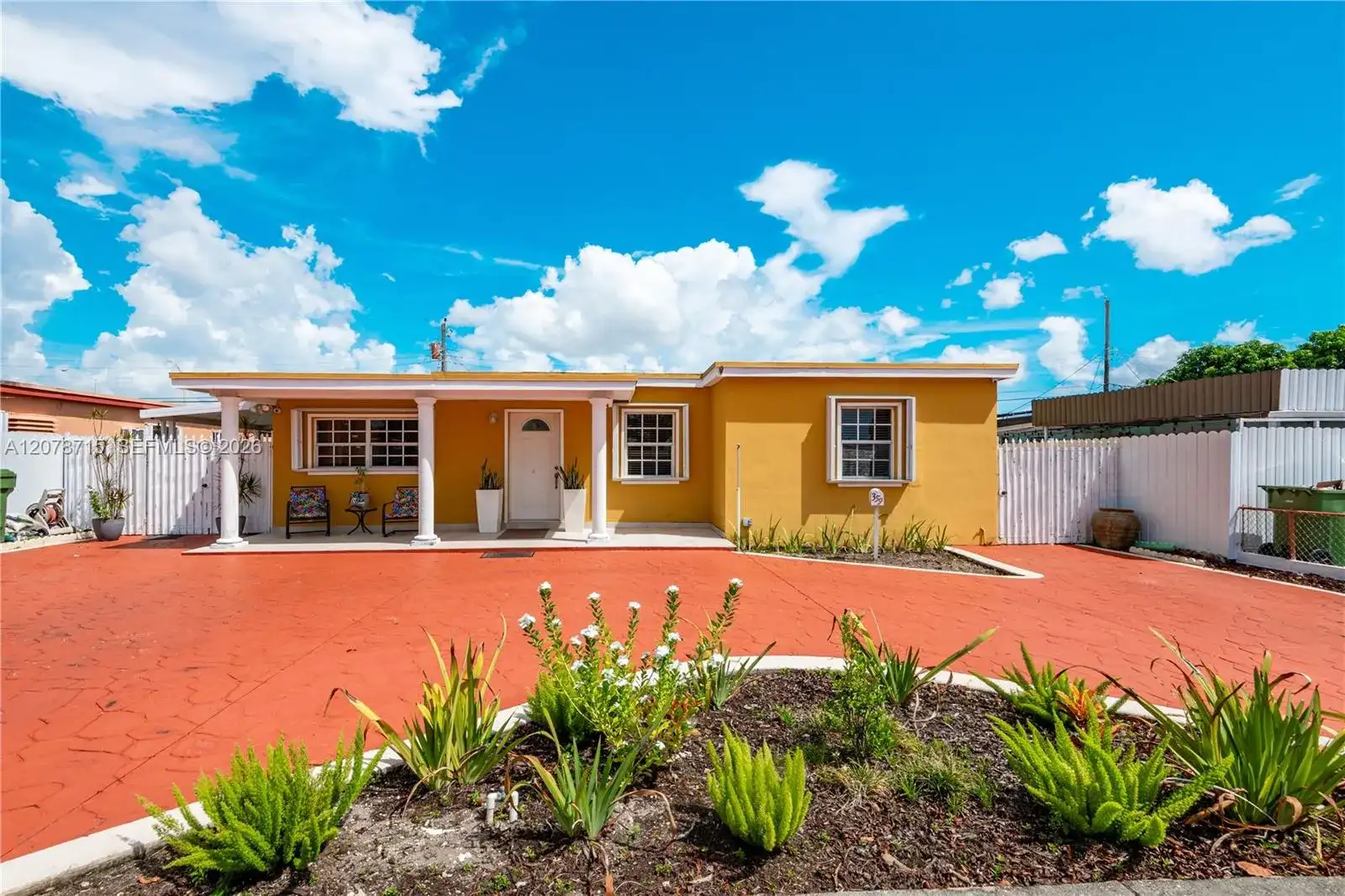 359 W 35th St, Hialeah FL 33012 photo 2