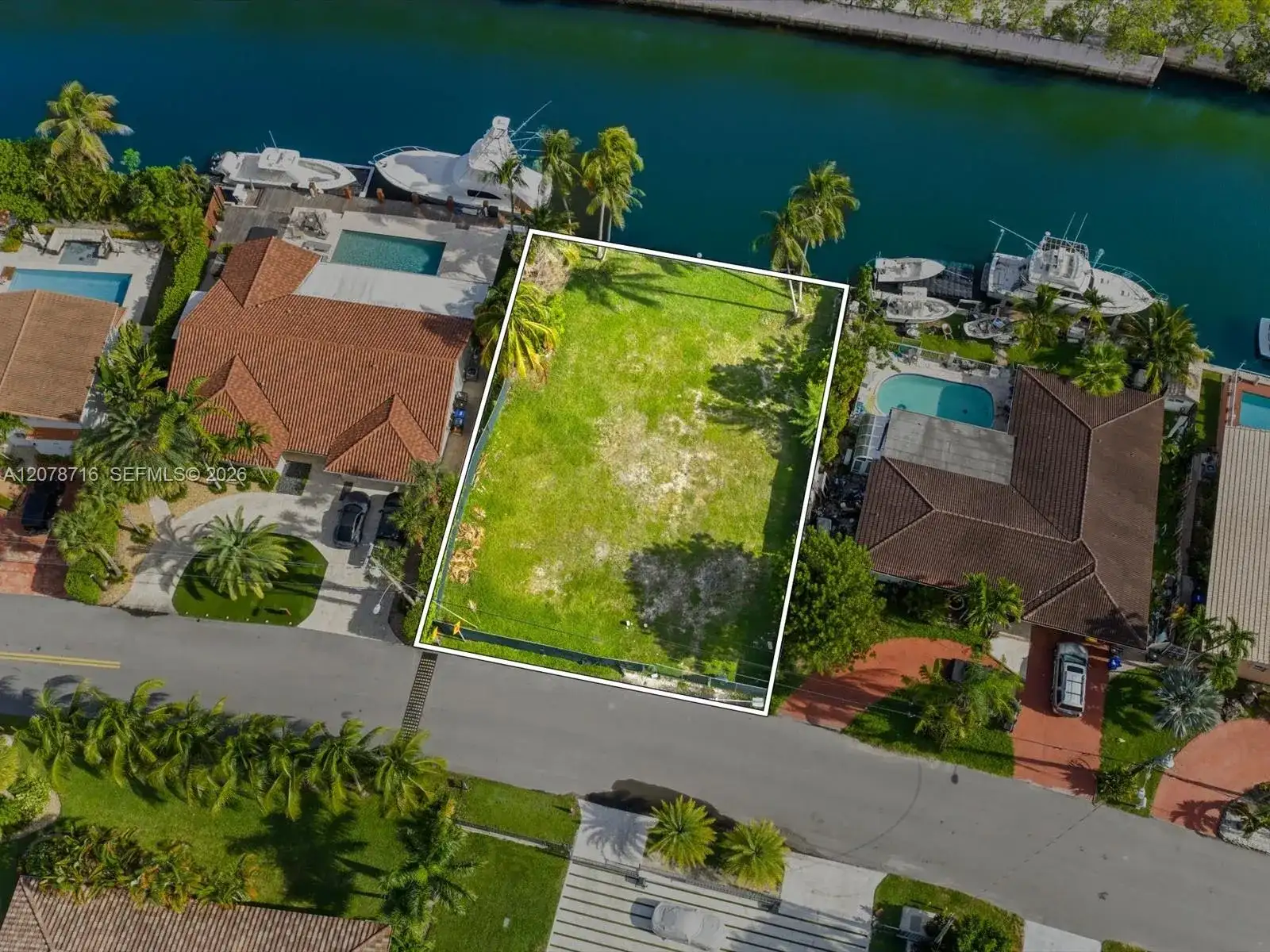 3030 NE 164th St, North Miami Beach FL 33160 photo 2