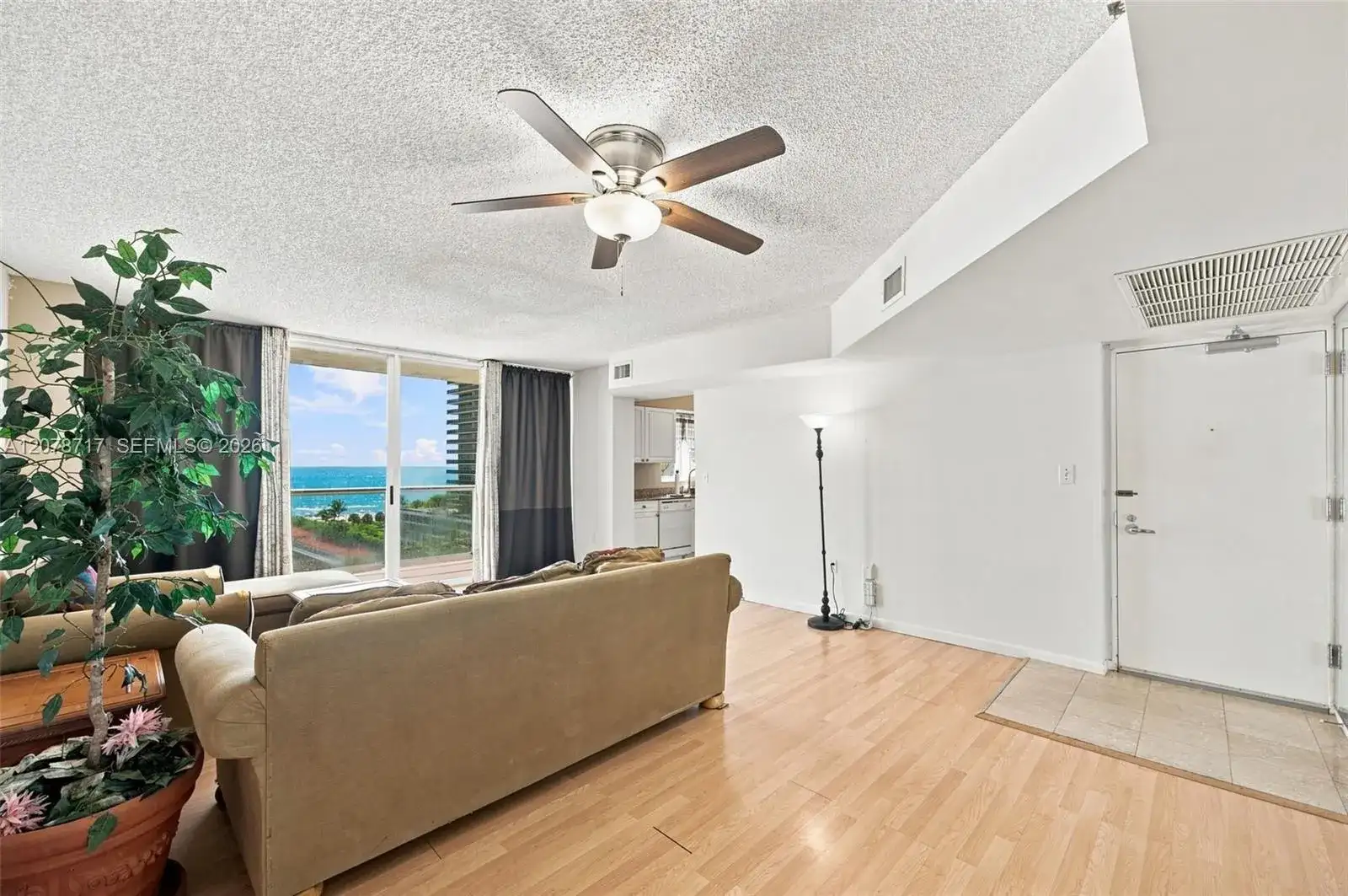 5900 Collins Ave # 1006, Miami Beach FL 33140 photo 3
