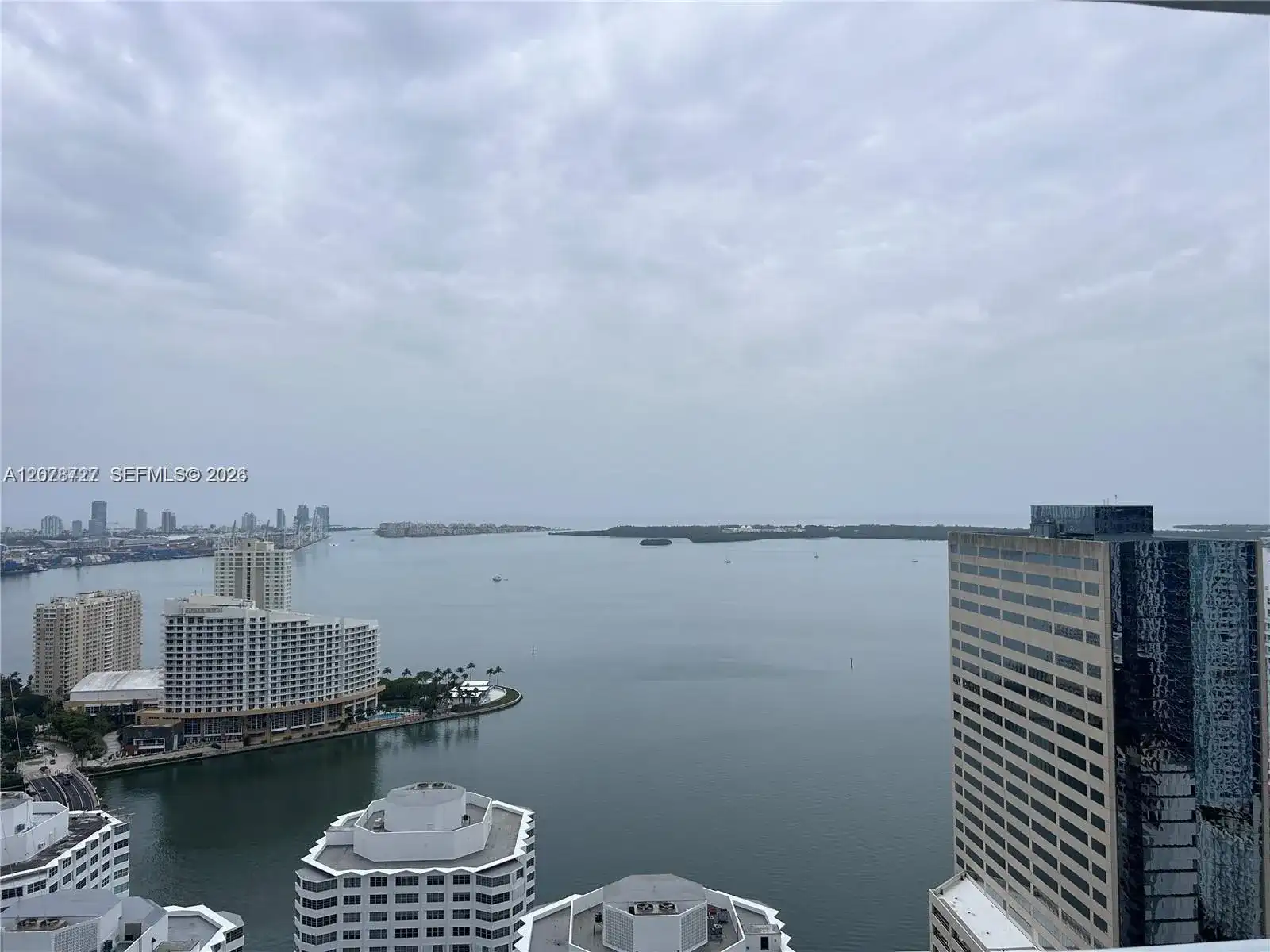 951 Brickell Ave # 3804, Miami FL 33131