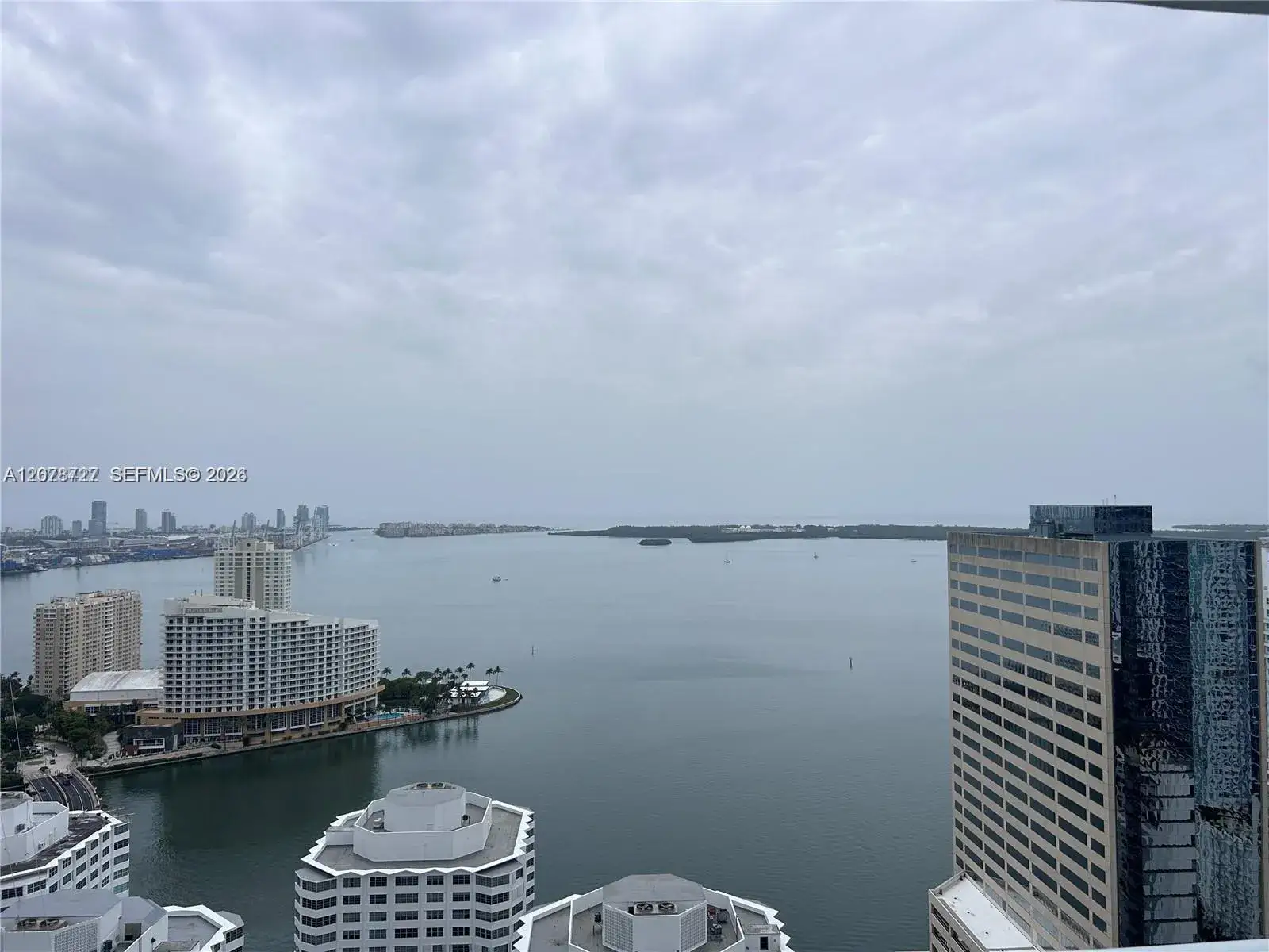 951 Brickell Ave # 3804, Miami FL 33131