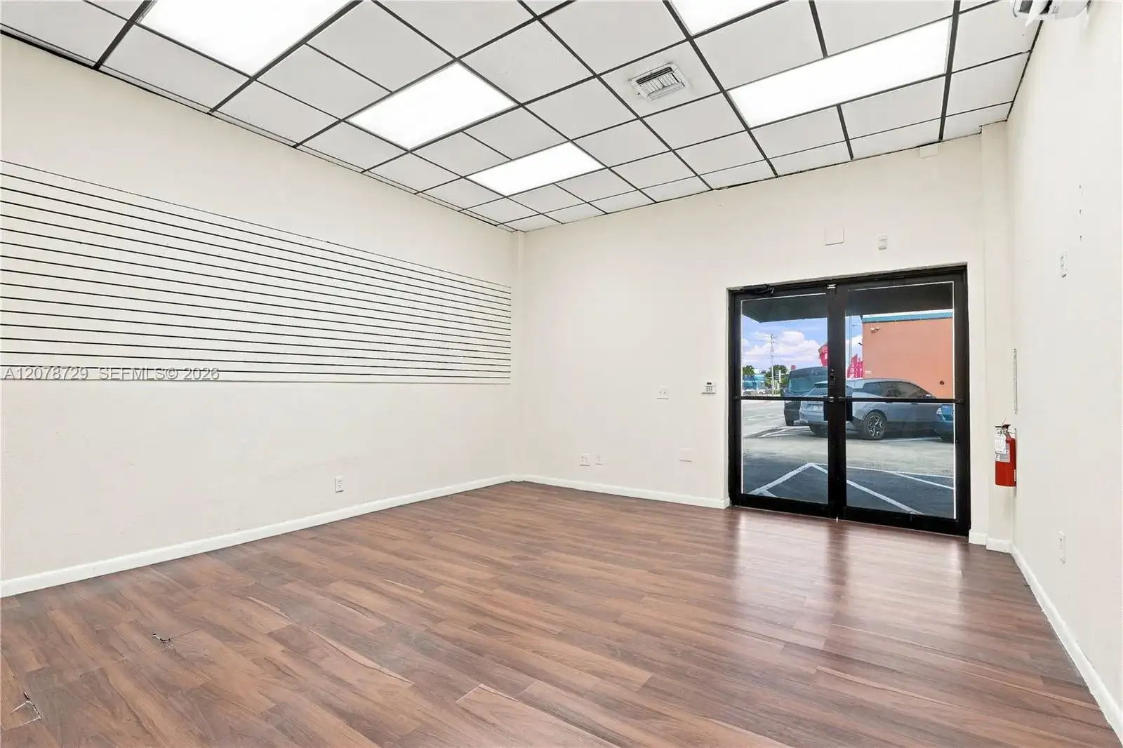 2760 NW 36th St, Miami FL 33142 photo 4