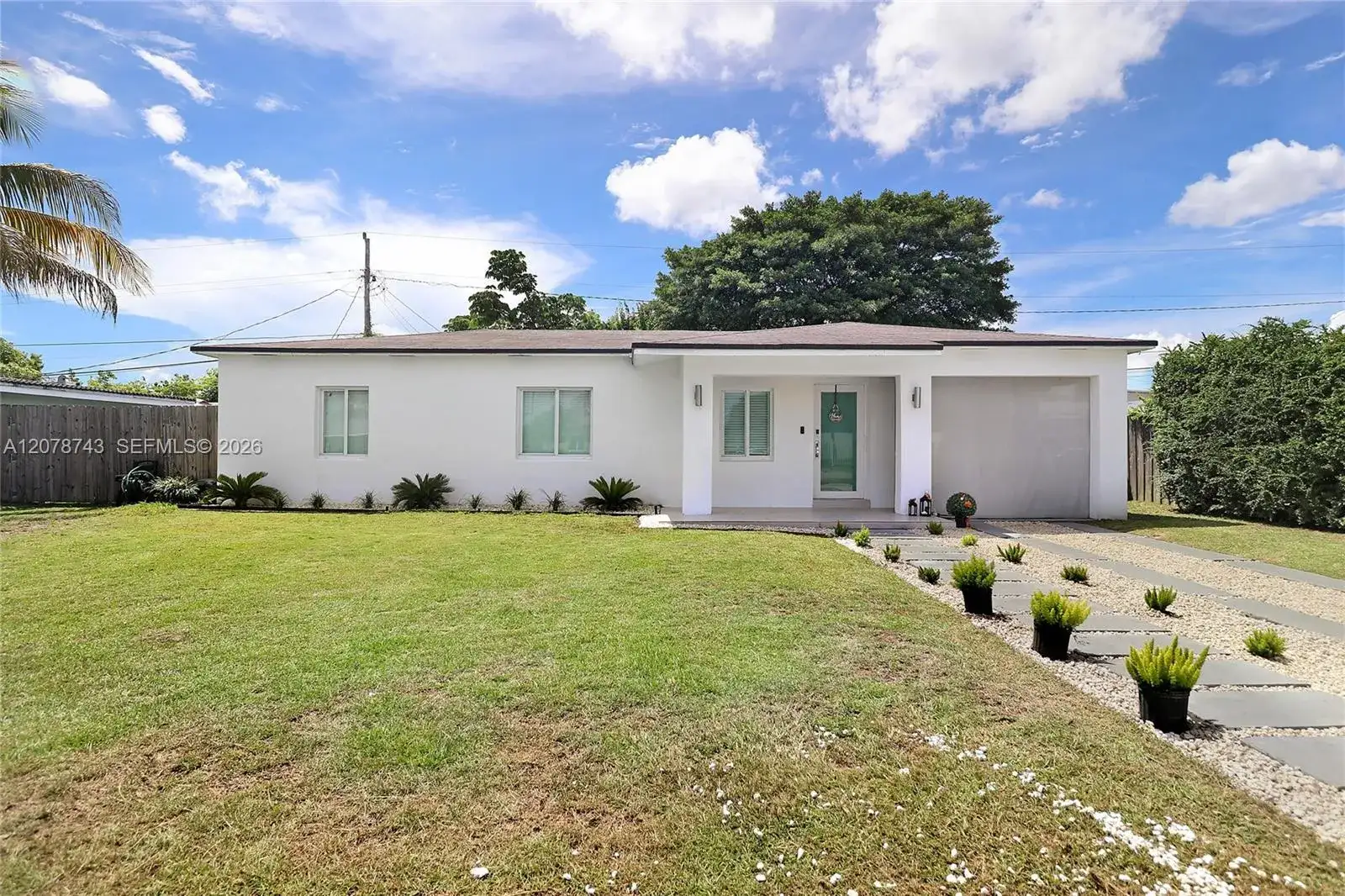 14940 Pierce St, Miami FL 33176 photo 2