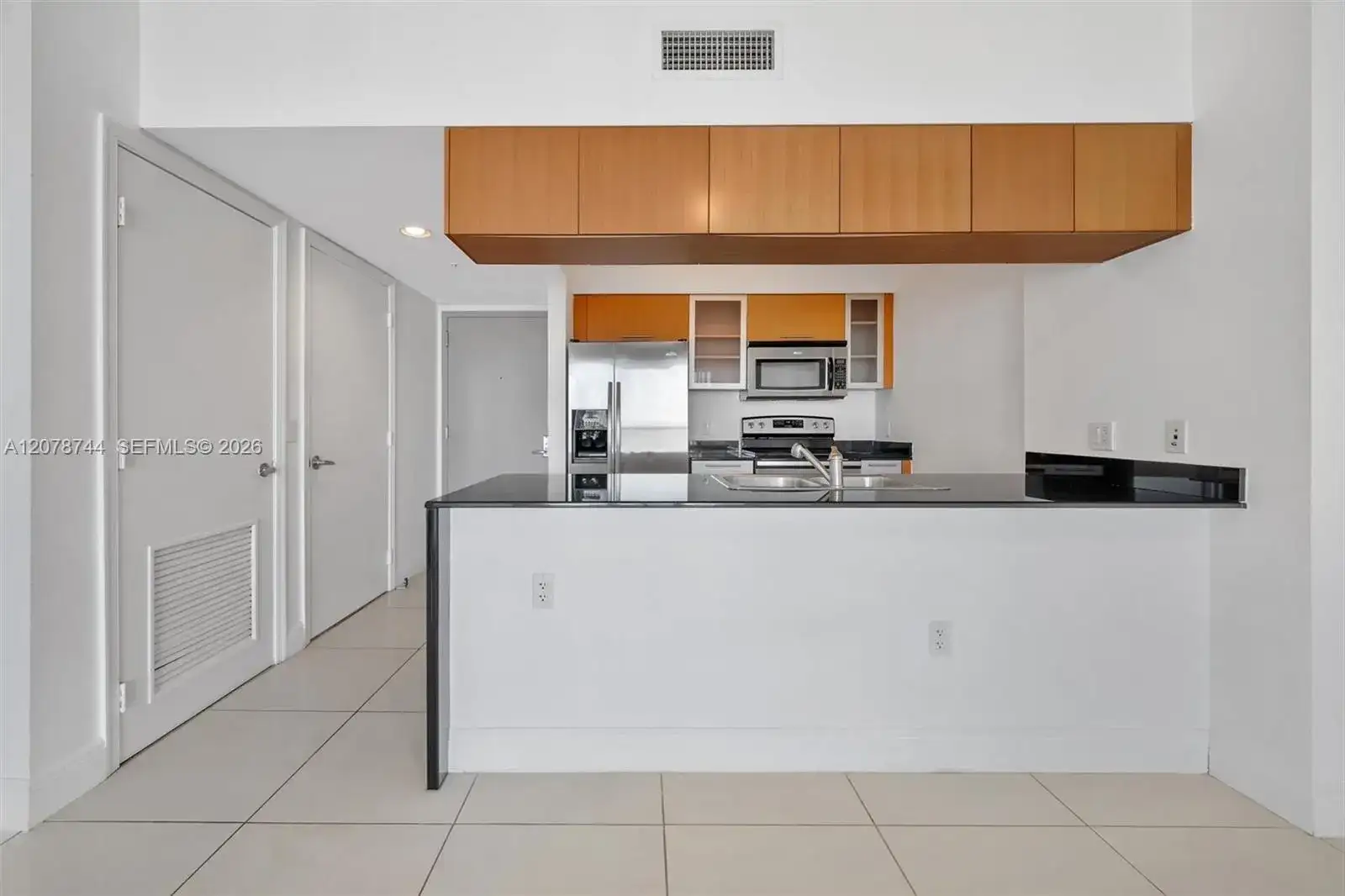 1750 N Bayshore Dr # 4011, Miami FL 33132 photo 3