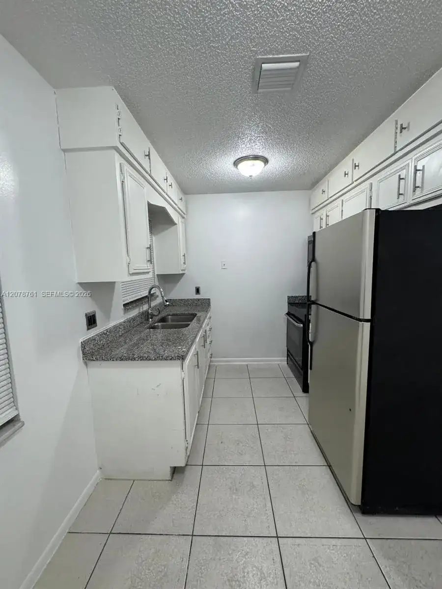 1746 N 3rd Ave N # 10, Lake Worth FL 33460 photo 2
