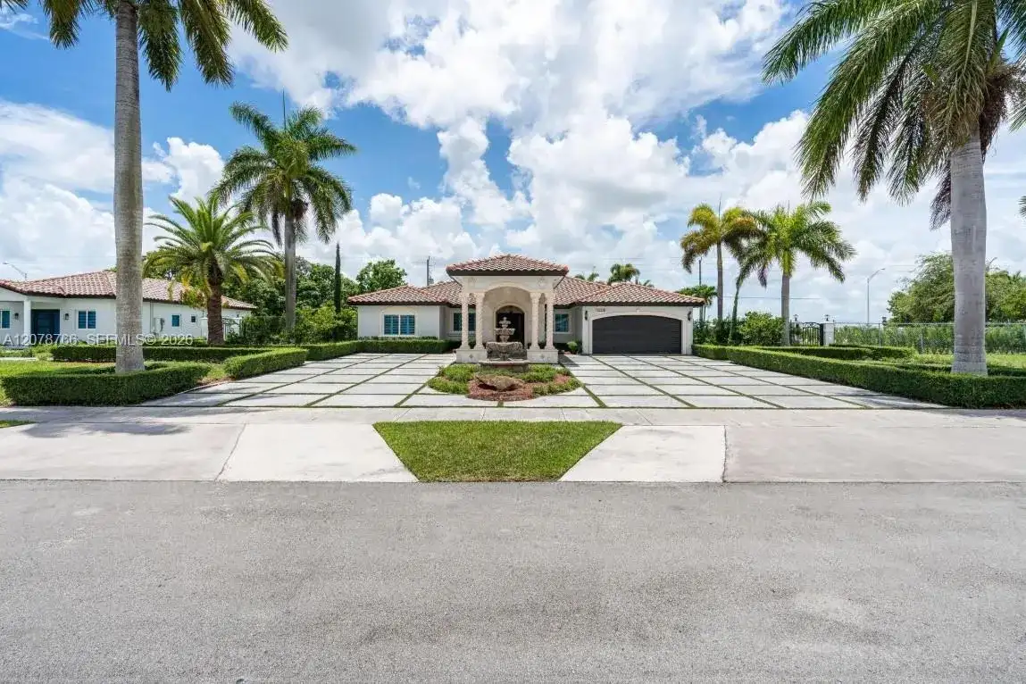 17122 SW 156th Ct, Miami FL 33187 photo 3