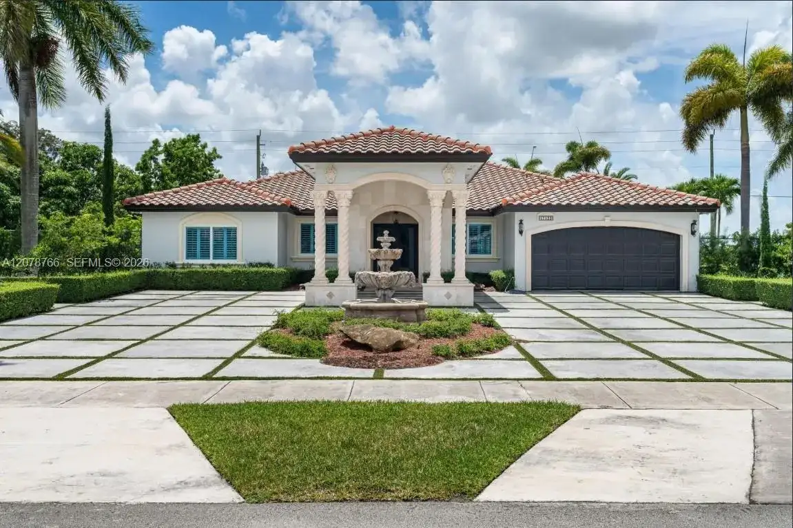 17122 SW 156th Ct, Miami FL 33187 photo 4