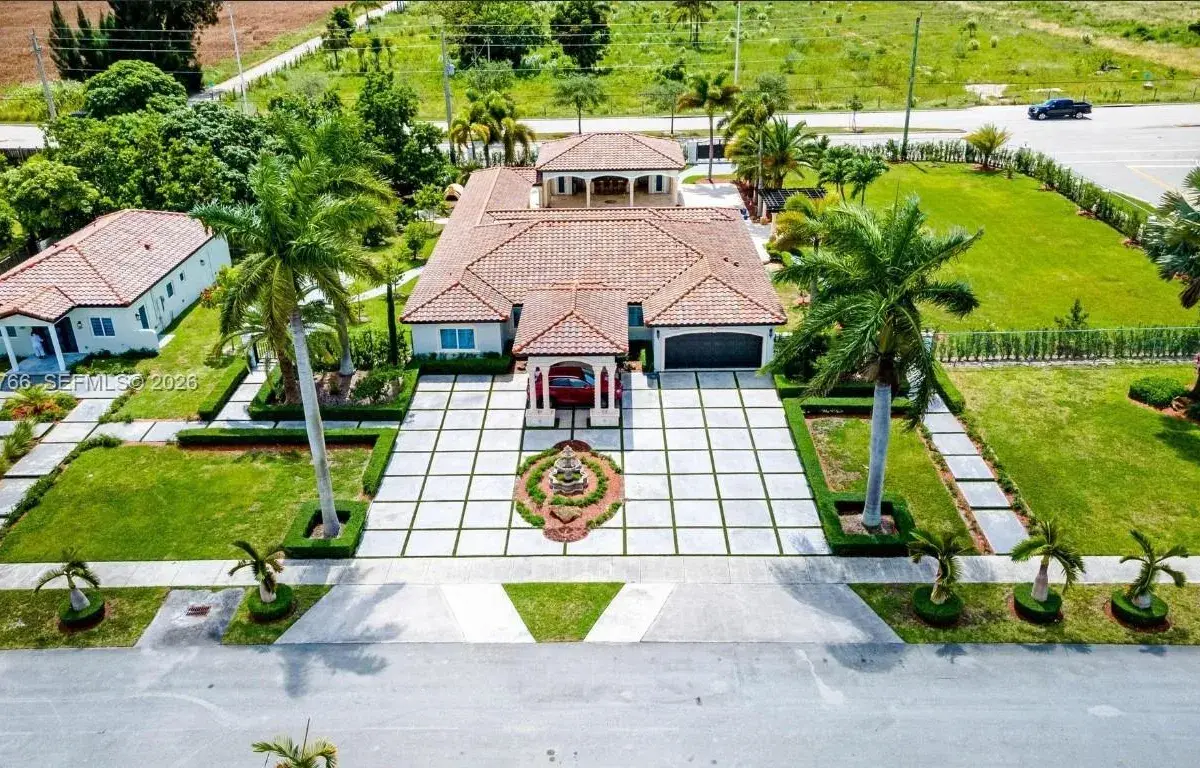 17122 SW 156th Ct, Miami FL 33187