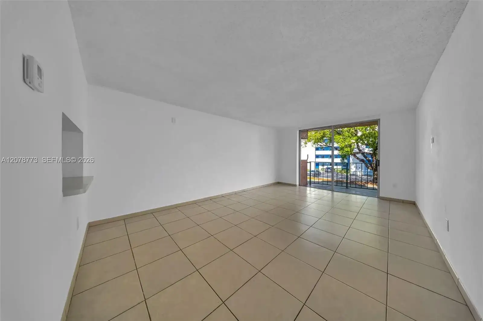 9360 Fontainebleau Blvd # 208, Miami FL 33172 photo 3