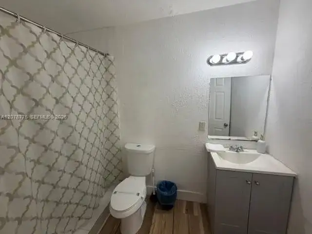 7638 N Miami Ave # 5, Miami FL 33150 photo 5