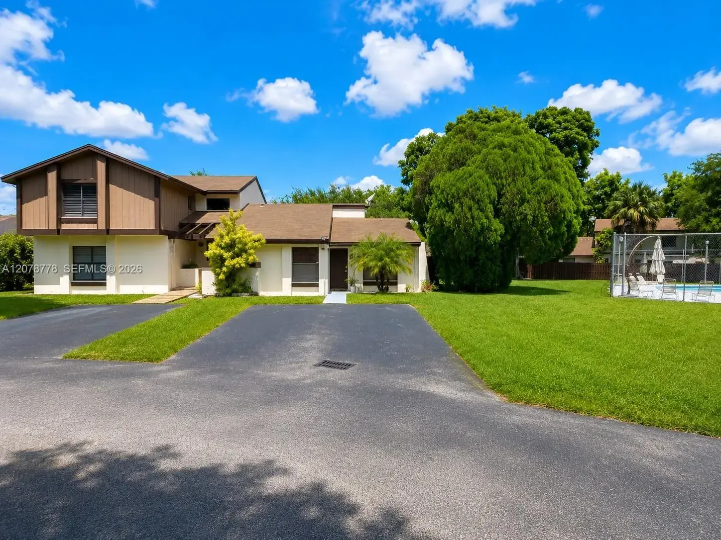 6922 SW 128th Pl, Miami FL 33183