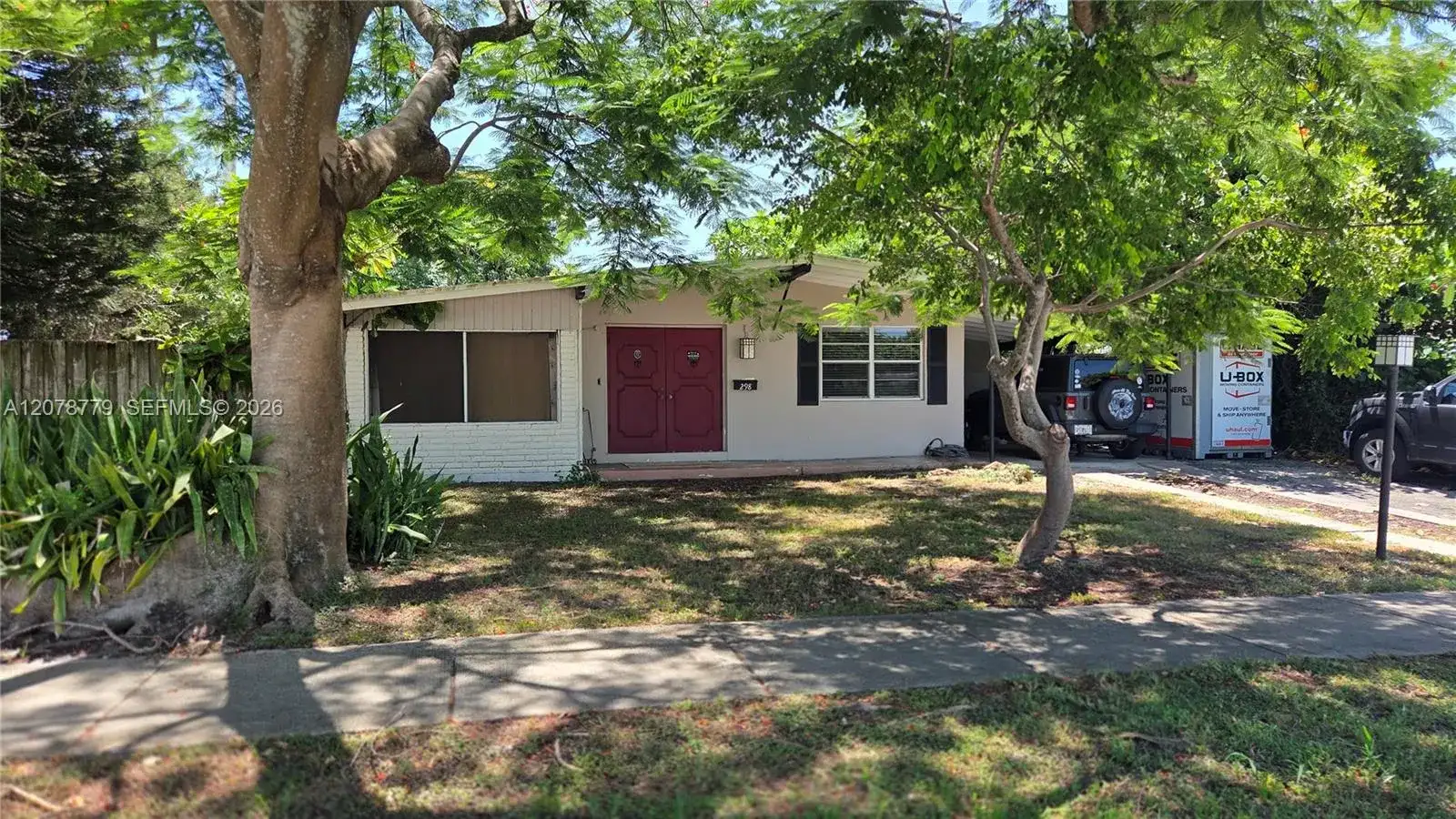 298 NE 46th St, Deerfield Beach FL 33064 photo 2
