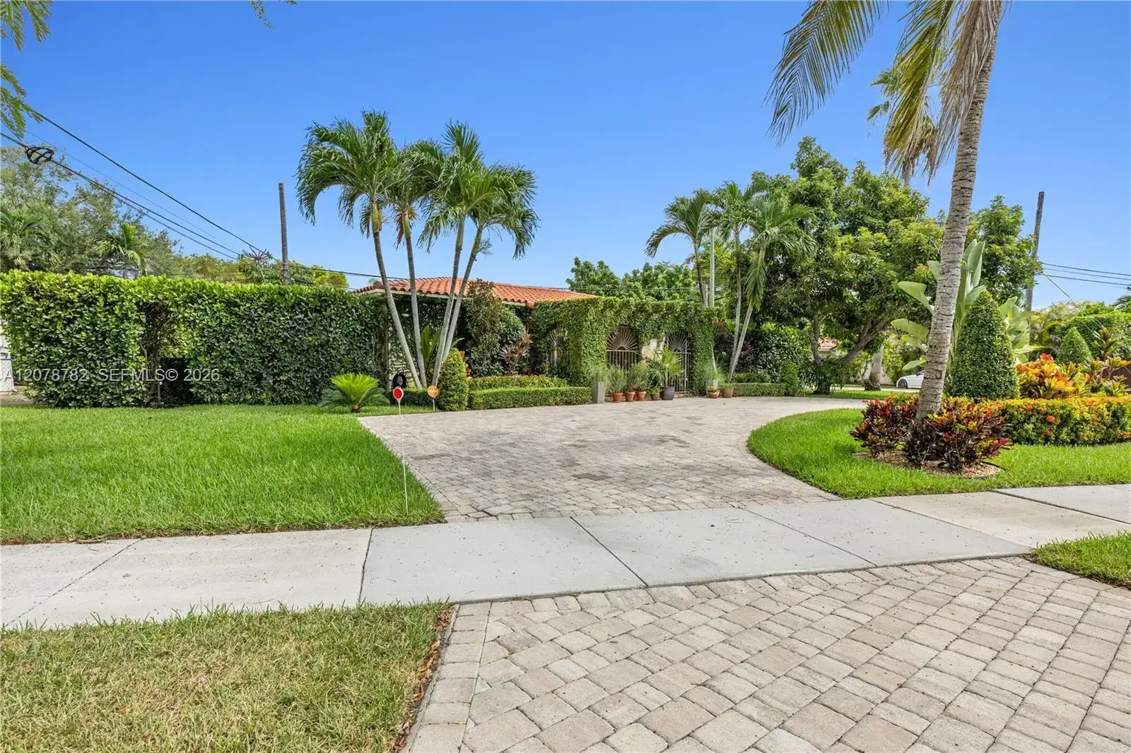 6811 SW 48th Ter, Miami FL 33155 photo 3