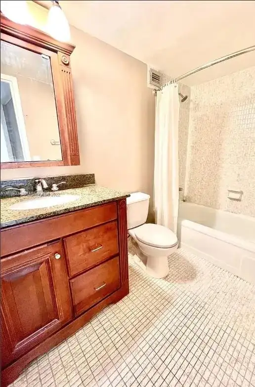 501 Three Islands Blvd # 214, Hallandale Beach FL 33009 photo 4