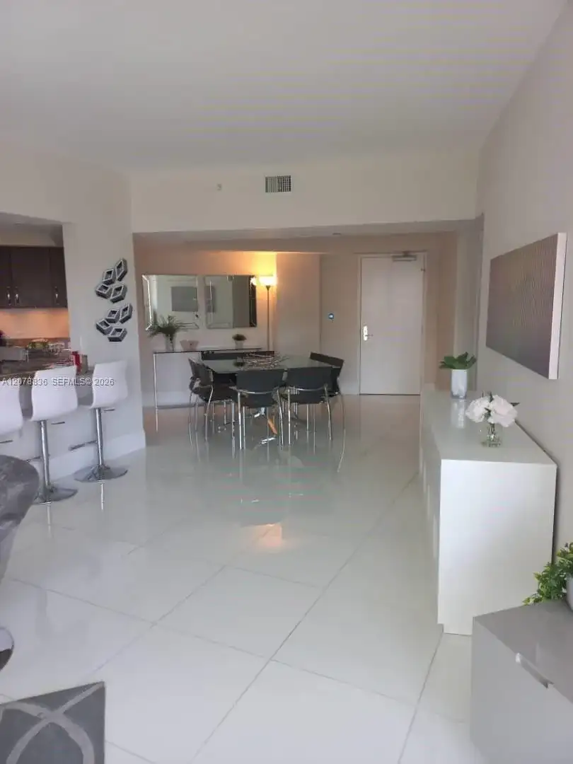 20000 E Country Club Dr # 1212, Aventura FL 33180 photo 4