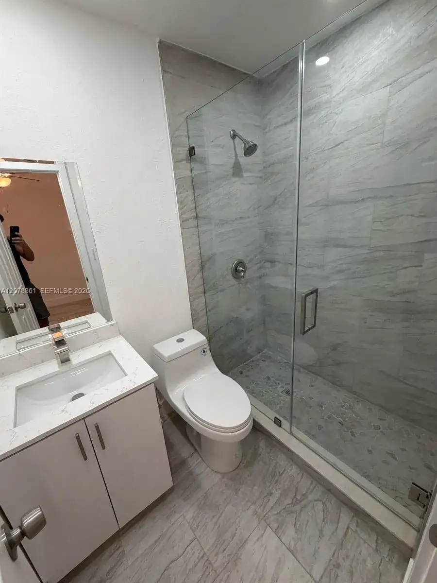 14729 SW 113 LN, Miami FL 33196 photo 4