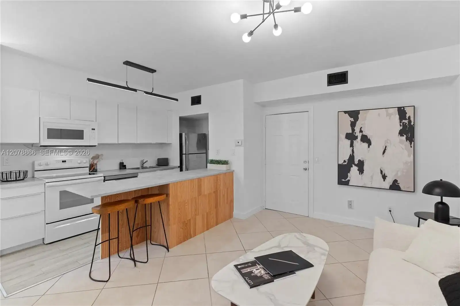1559 Michigan Ave # 102, Miami Beach FL 33139 photo 2